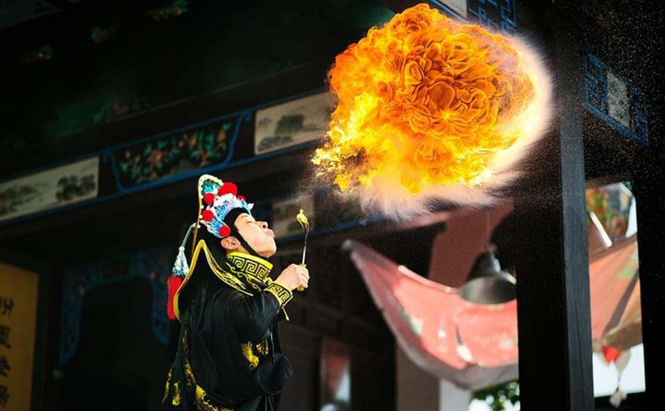 Sichuan Opera Performance Ticket in Chengdu with Reserved Seating