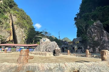 Sunrise to Phang Nga Bay and Jamebond Island Tour from Khaolak