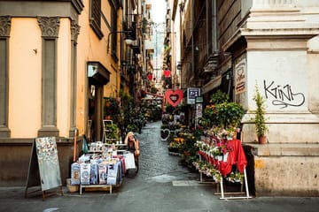 Naples City Tour: Discover Key Attractions in 5 Hours