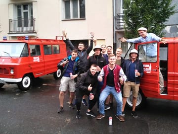 Custom Private Retro Minibus Tour of Warsaw's Highlights