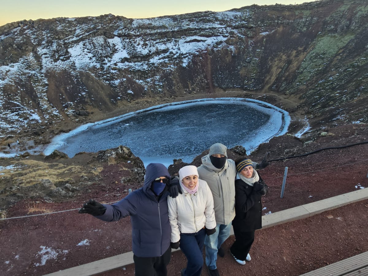 Reykjavik: Small Group Golden Circle & Laugarás Lagoon Wellness Tour