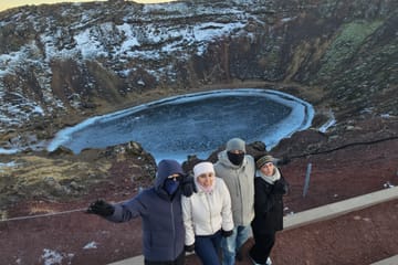 Small Group Golden Circle and Laugarás Lagoon Tour in Reykjavík