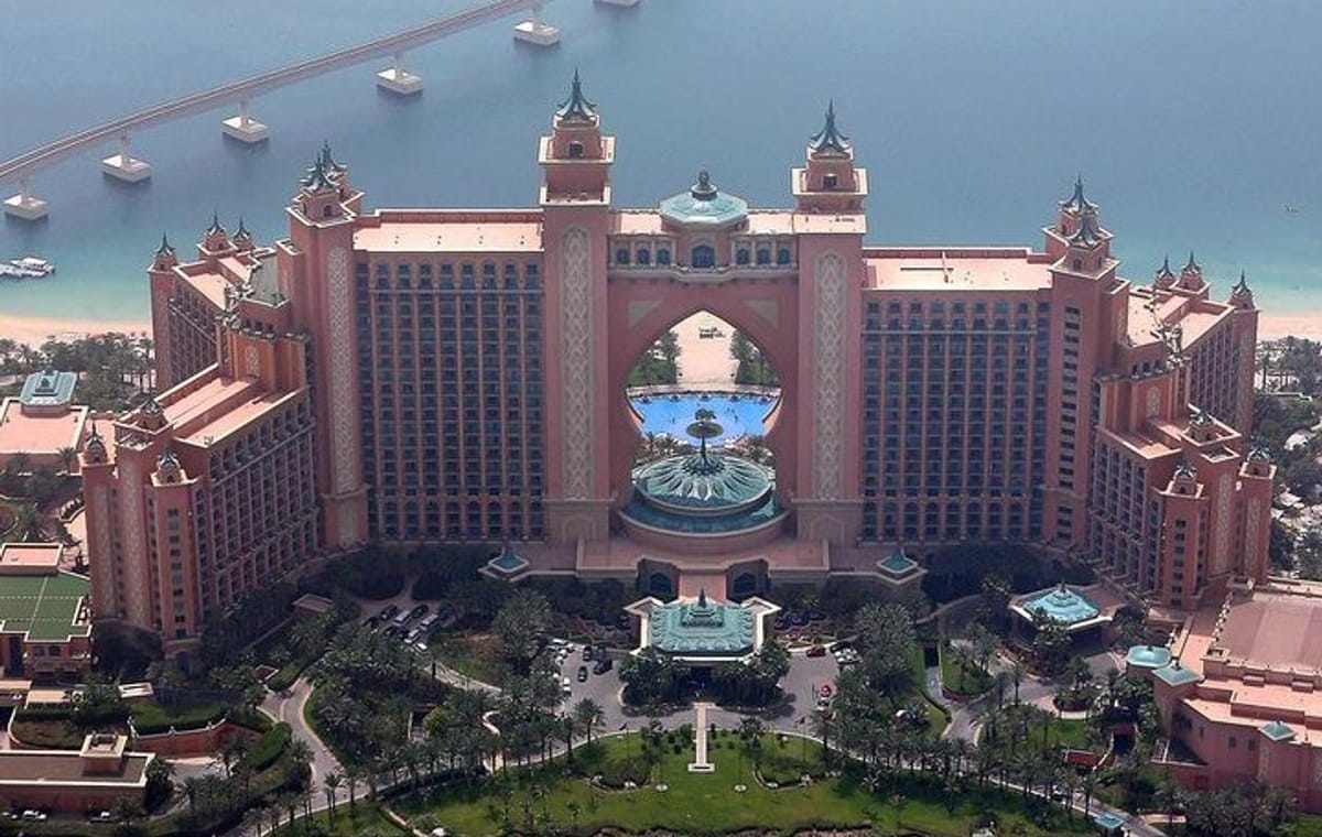 4 nights 5 days Dubai holiday package with 4 star hotel