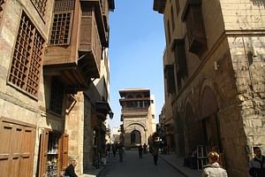 Private Old Cairo Photography Tour: Mosques, Souqs and Palaces