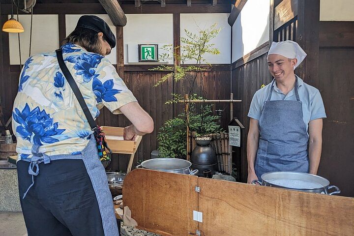 Buckwheat Noodles Cooking at Old Folk House in Izumisano, Osaka