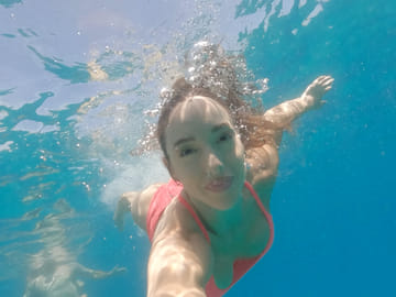 Athens Swimming Cruise to Agistri and Metopi Islands