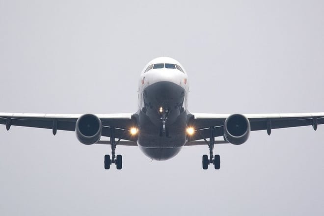 Gatwick Airport Private Transfers to/from London (Postcode E1 to E14) 10