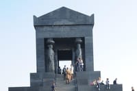PRIVATE Belgrade Big Tour: Top Attractions and Belgrade Neighborhoods 9
