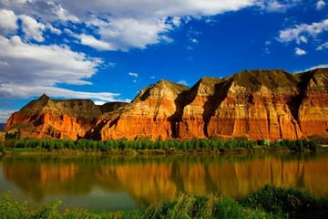 Private Tour of Liujia Gorge and Binglingsi Grottoes in Lanzhou