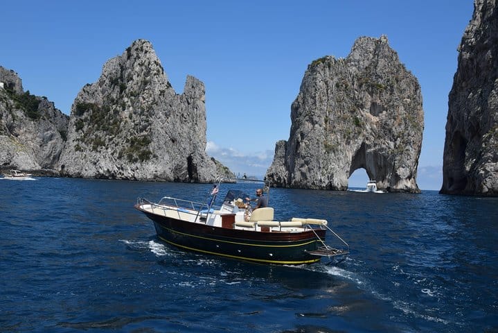 3) Private tour to Capri from Positano 7hrs 2