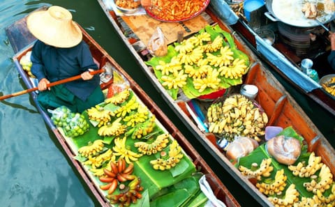 Small Group Cultural Tour of Bangkok's Iconic Sites