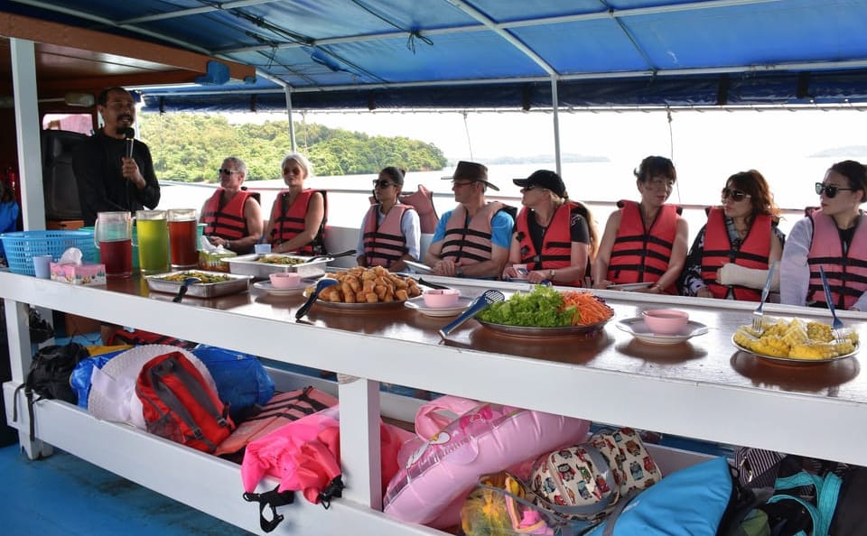 3-Day Phuket Tour: Phi Phi & Khai Island Adventure