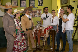 Entre Charros