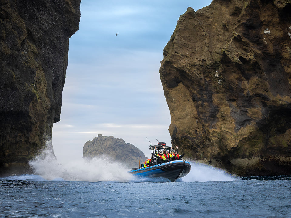 1 hour RIB boat tour — Island Adventures