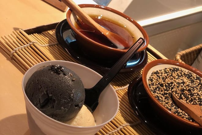 Harajuku food tour - Sesame ice cream