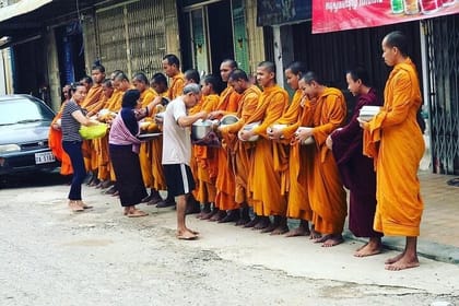 Morning Walking Tour at Local Livelihood in Battambang