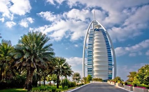 Flexible Dubai City Tour with Hop-On, Hop-Off Bus Pass