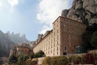 Private tour to Montserrat. The most complete tour, Cable car &amp; meal included