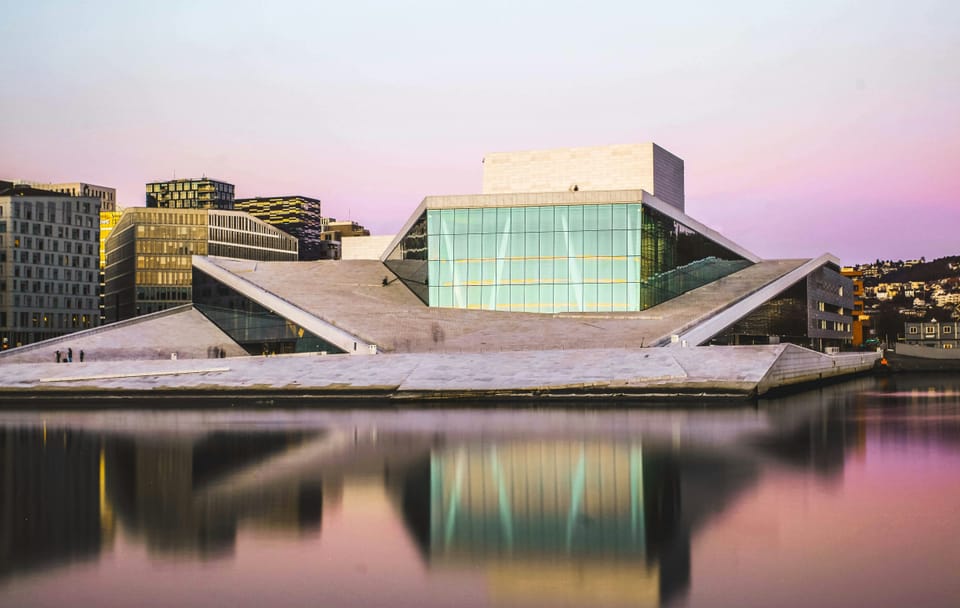 Private Walking Tour of Oslo's Landmarks and Hidden Gems