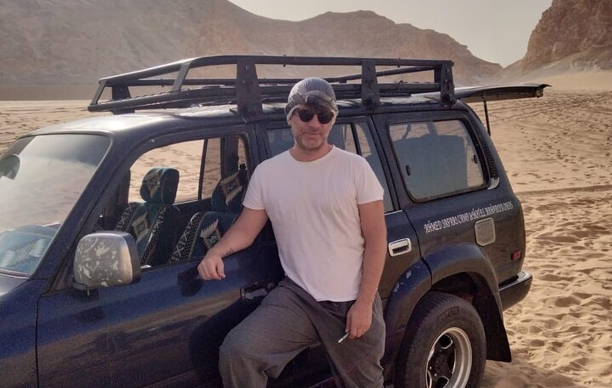 Overnight to Bahariya Oasis, White Desert, Black Desert in 2 days