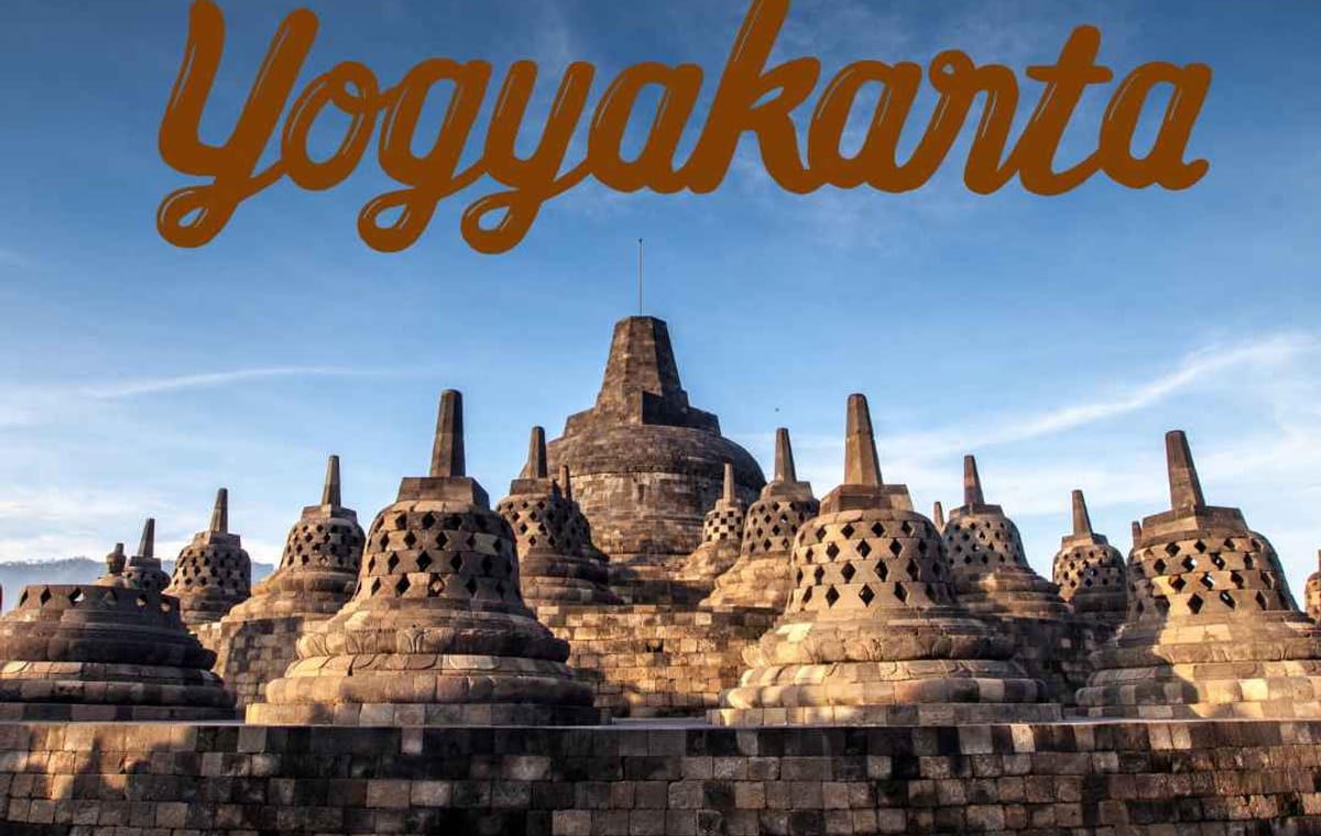 Explore Borobudur Temple on a Guided Tour from Yogyakarta