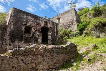 Fethiye Day Tour: Babadağ Cable Car, Kayaköy & Amynthas