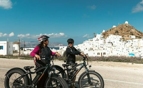Heritage and Culinary Bike Tour in Chora, Greece