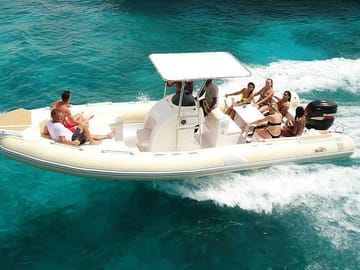 Speed Boat Tour to Snorkel with Dolphins in Hurghada