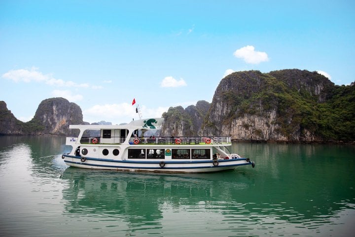 Hanoi: Bai Tu Long Bay Scenic Day Cruise to Hidden Landscapes 7