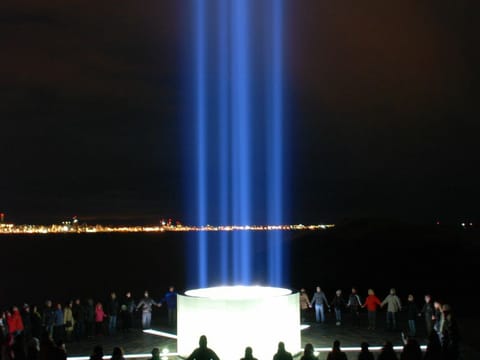 Reykjavík Whales & Imagine Peace Tower, photo 2