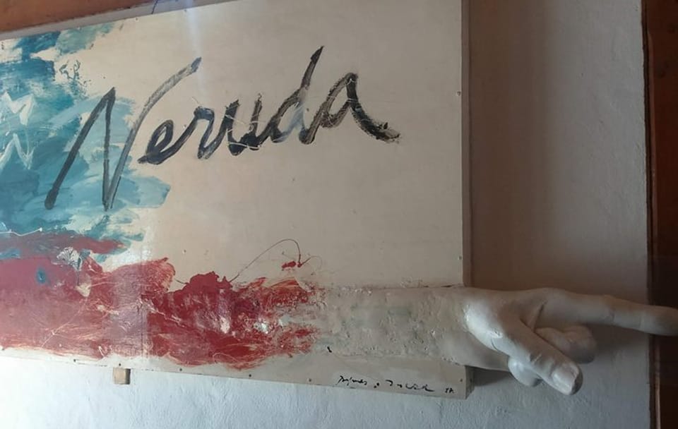 Full day private tour Isla negra poetry and wine from Santiago