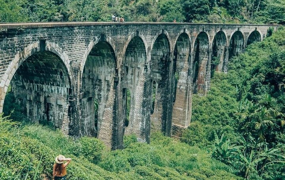 Ella Day Tour from Kandy with Dambulla and Sigiriya Visits