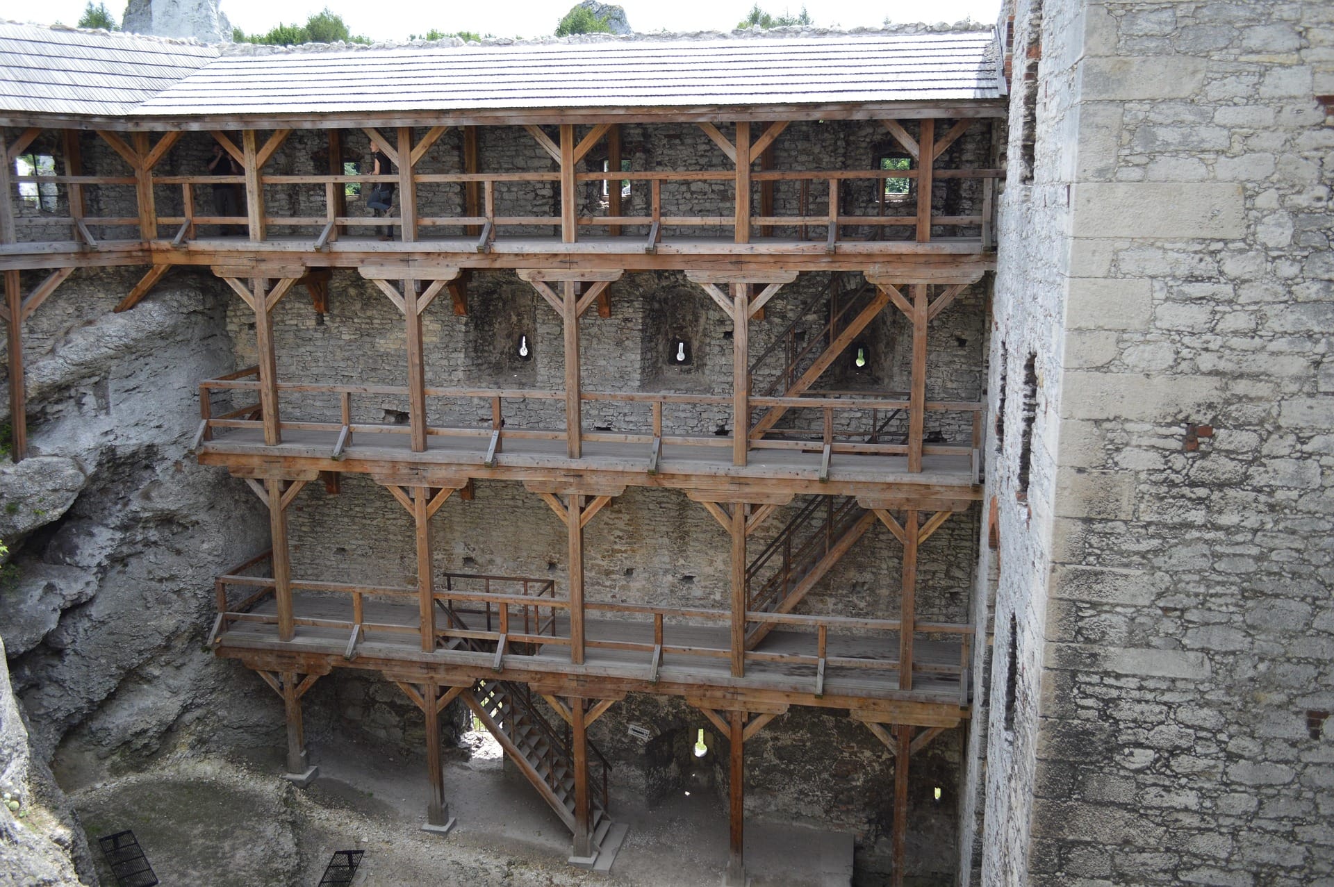 Ogrodzieniec Castle wooden gallery — reconstructed Renaissance arcade interior