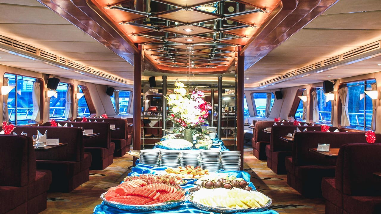 Grand Pearl Candlelit Dinner Cruise: A Night to Remember 2