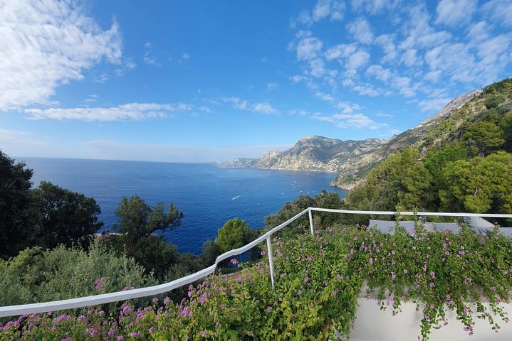 Pompeii and Amalfi coast day tour 3