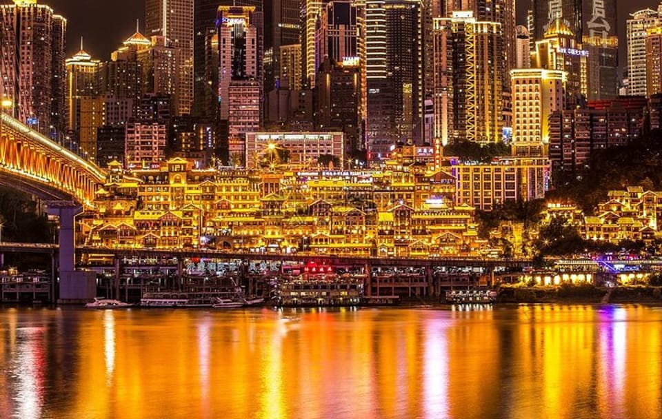 Private Guided Tour of Chongqing's Must-See Attractions