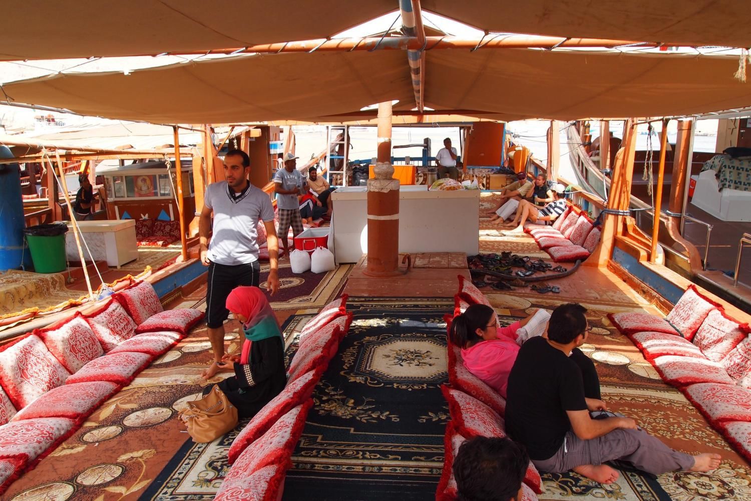 Mussandam Sea Safari with Lunch with Daytur