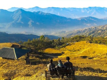 Private Hiking Tour in Kakani from Kathmandu