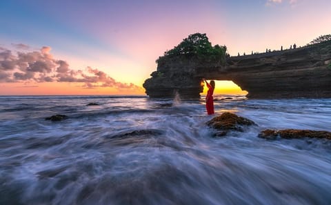 Private Cultural Tour of Tanah Lot Temple at Sunset