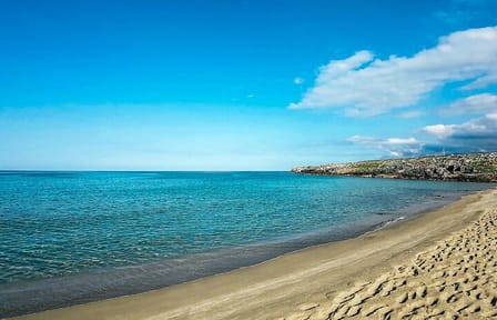 Private Beach Hopping Tour in Mykonos: Elia and Kalafatis