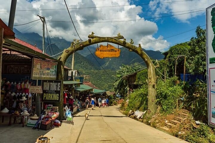 Sapa Trek 2days/1night - HOTEL 4 STAR - From Hanoi by Expressway