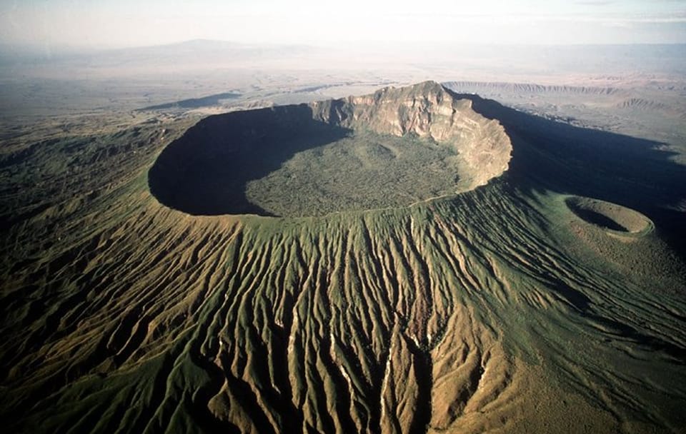 Full-Day Private Hiking Tour of Mount Longonot from Nairobi