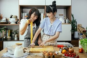 OT Hands-On Roman Cooking Class With Market Tour And Gourmet Feast