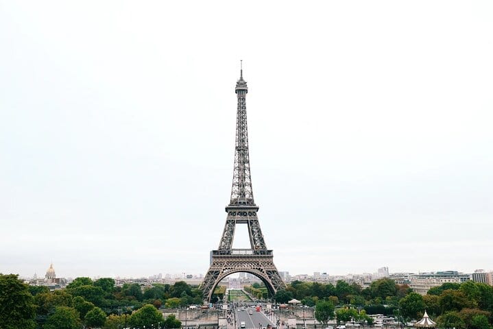 CDG Transfer & Disneyland Trip with Seine Cruise & Eiffel Summit 3