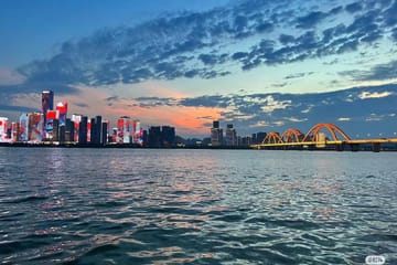 Guided Changsha City Tour with Yuelu Mountain Hike