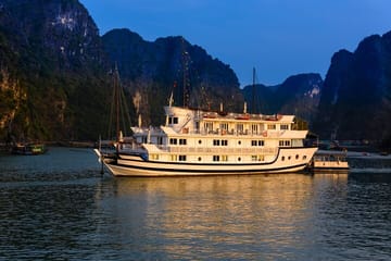 Ha Long Bay – 5 Star Luxury Cruise – All Inclusive 2D1N And 3D2N
