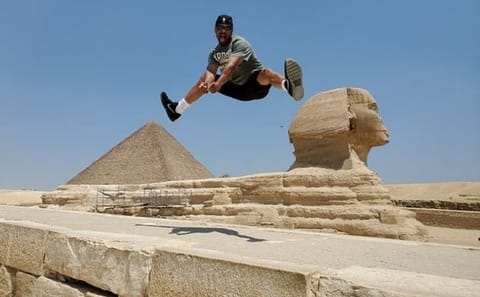 Economical Full Day to the Pyramids of Giza , Sakkara, Dahshur , and Memphis