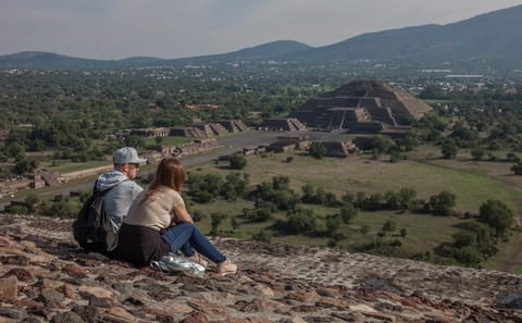 Teotihuacan & Authentic Mexico: Pyramids, Pulque & Family Feast