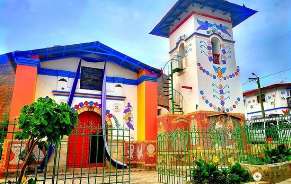 Cultural Day Trip to Colorful Antioquia from Lima