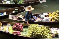Exclusive Floating Market & River Kwai Private Experience 2